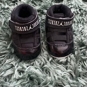 Nike Air Jordan XI 11 Retro Infant Crib Bootie Black Red Bred 378049-010 Size 1C